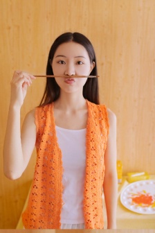新婚娇妻借给朋友